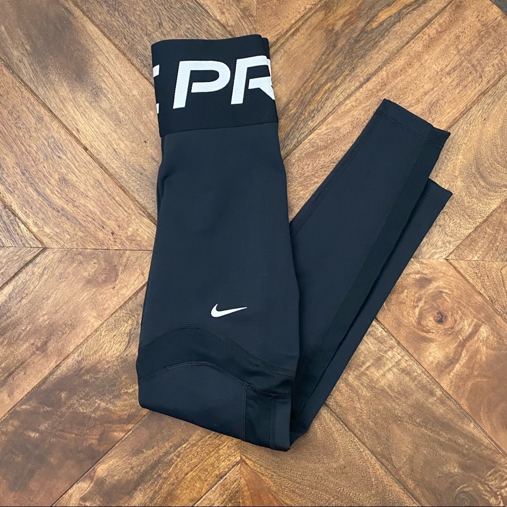 Nike Pro high waisted mesh leggings